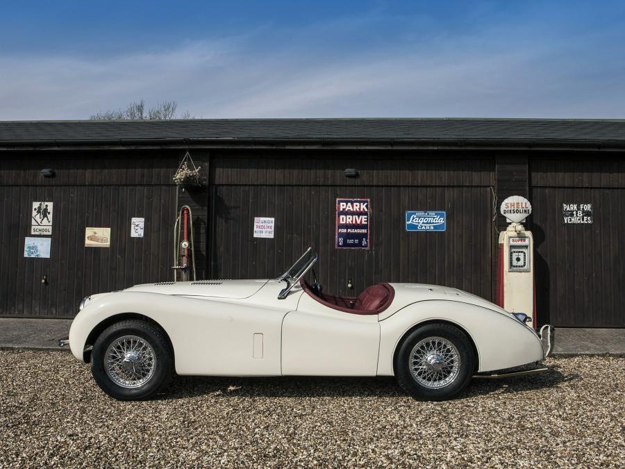  Jaguar XK120 Roadster 1950 года  (UK) (фото 4 из 16)